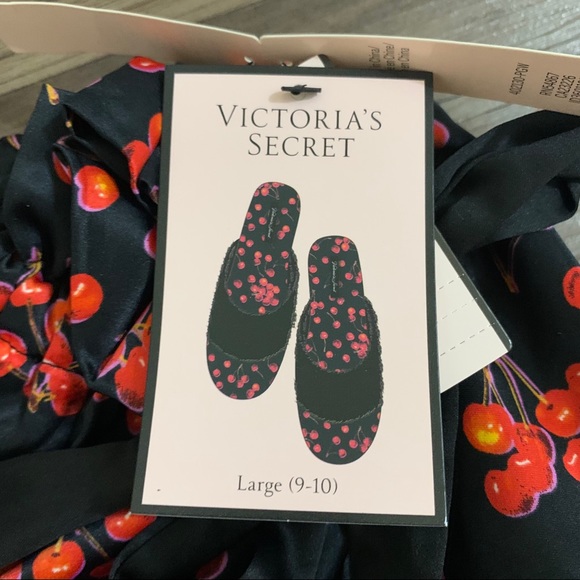 Victoria's Secret Black & Red Cherry Satin Slippers Size 9/10 Large - Picture 12 of 12
